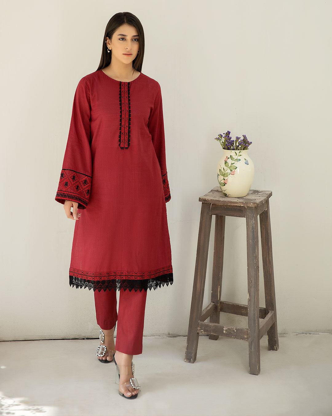 Embroidered Lawn suit - 2 piece -003